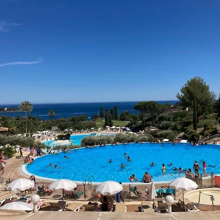 Le Cocon Du Hameau Rdj Cloture Cap Esterel Apartament *